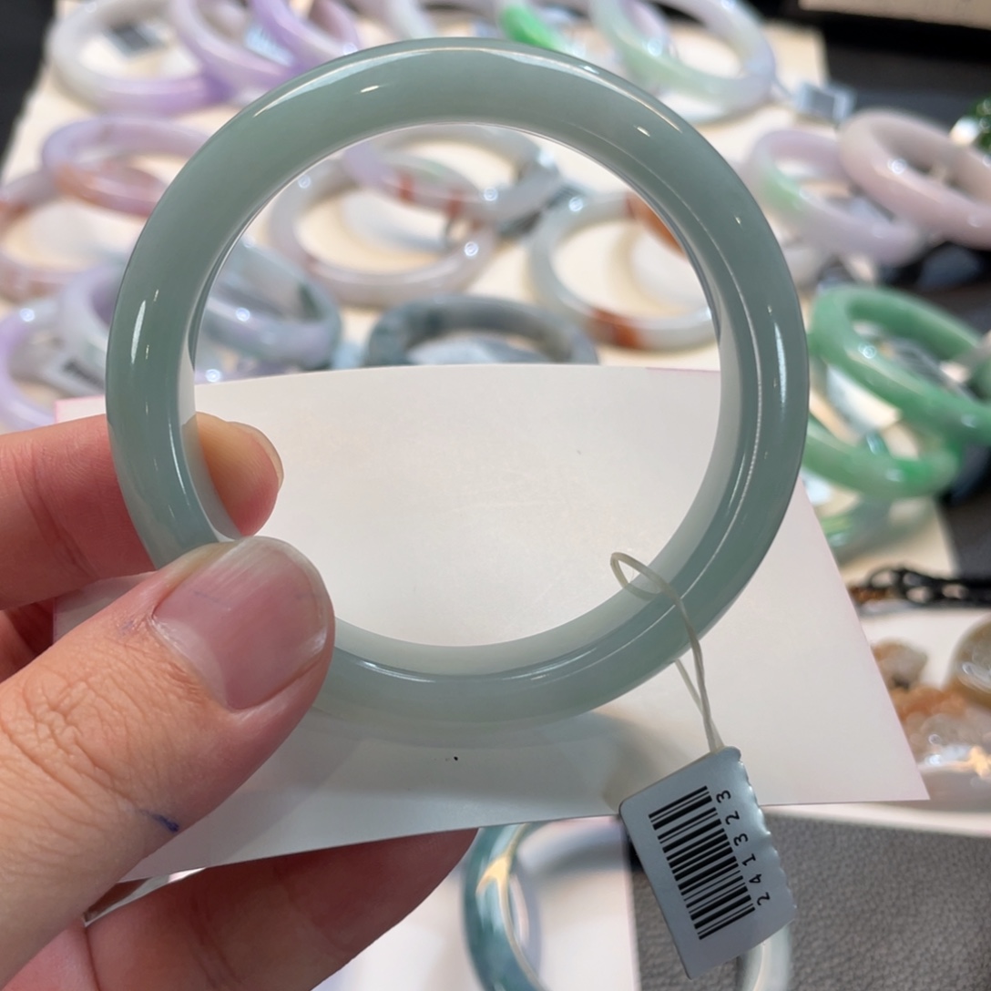 翡翠未镶嵌手镯133号 57.5正圈