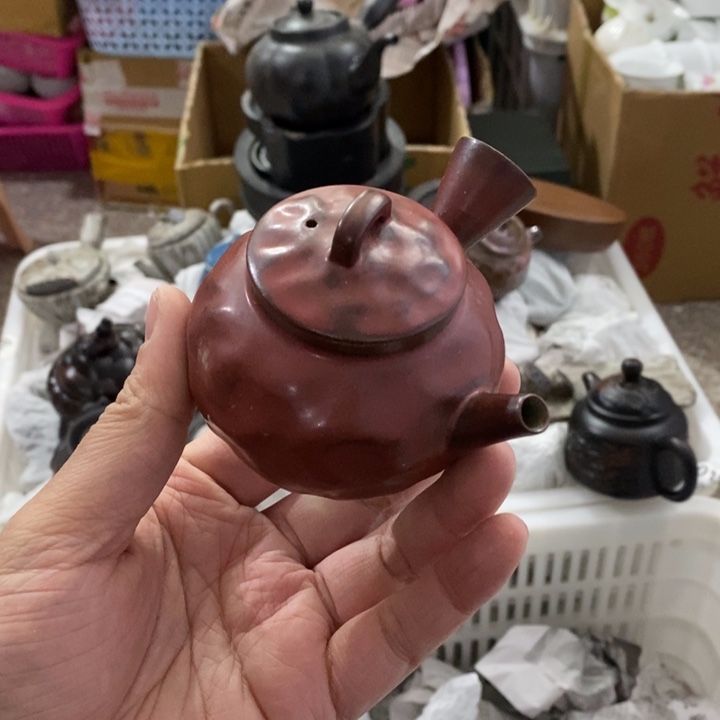 陶瓷艺术品及陶瓷壶