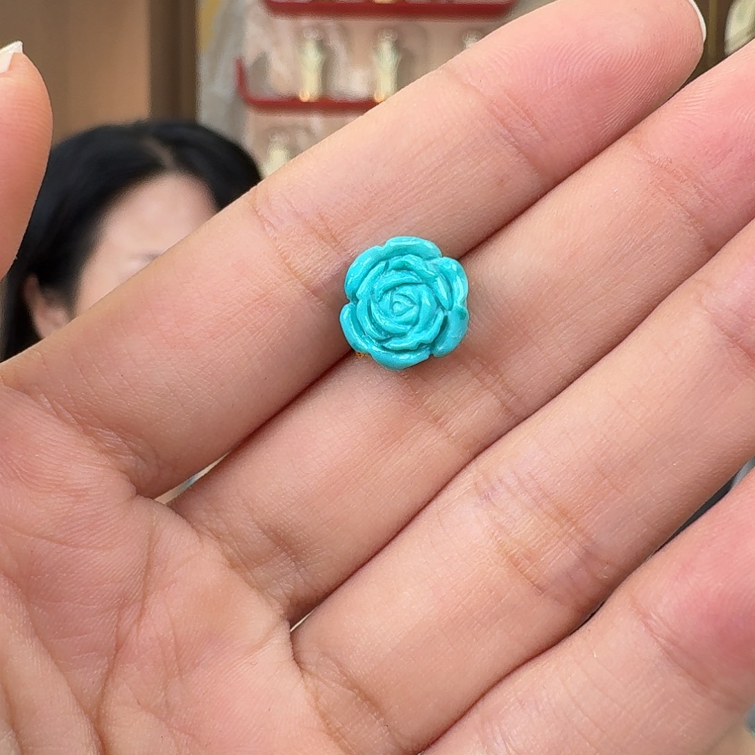 绿松石未镶嵌珠宝奇石