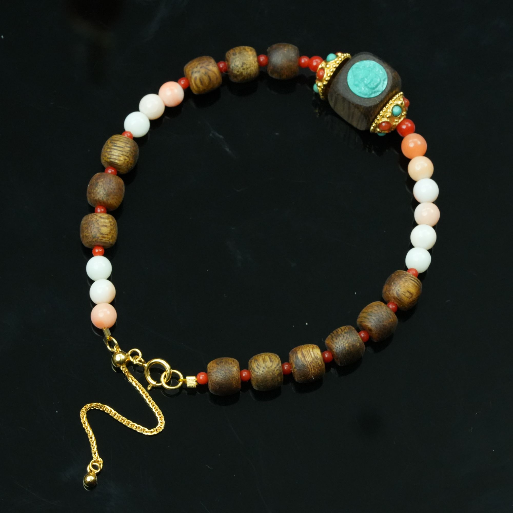 沙丁红珊瑚设计款沉香手串链叠戴素雅时尚绿松墩子多样性发其一件