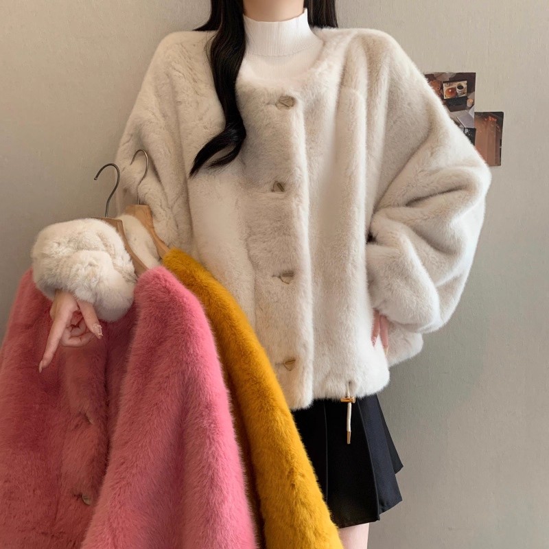 【761-770】冬季加绒加厚外套  韩版百搭 毛绒慵懒风 皮毛一体     