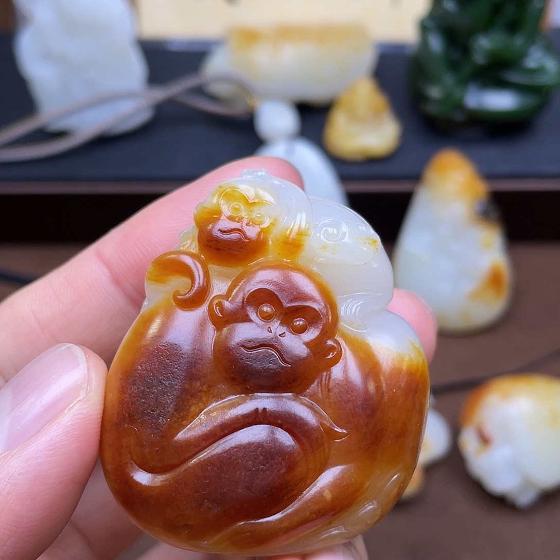 和田玉颈饰未镶嵌