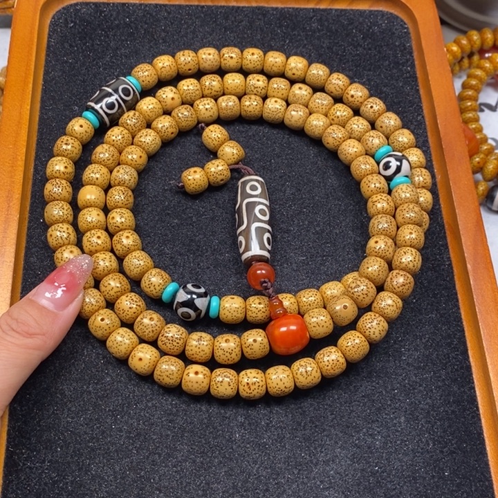 吊坠星月菩提黄金籽10.5