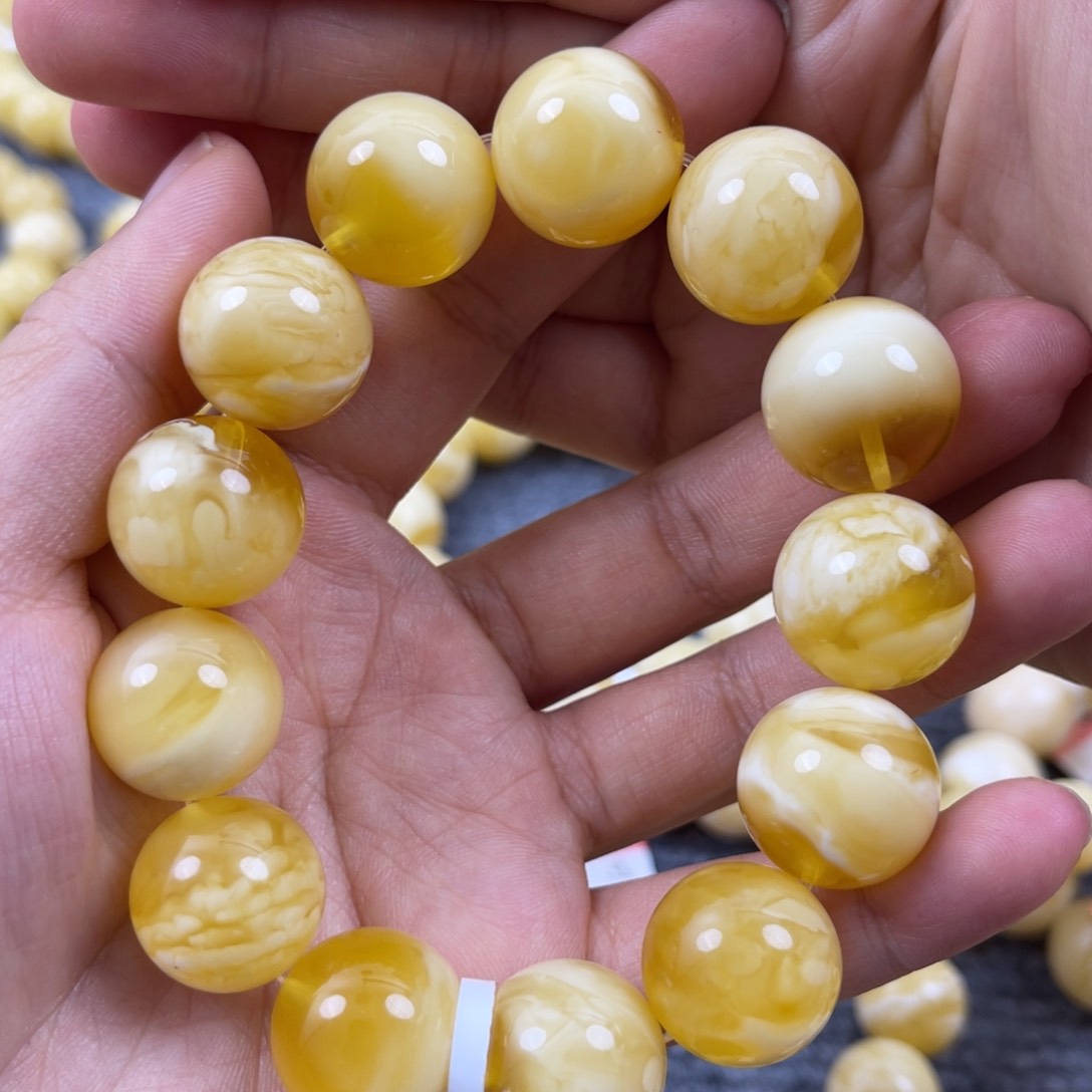 琥珀裸石未镶嵌尺寸17