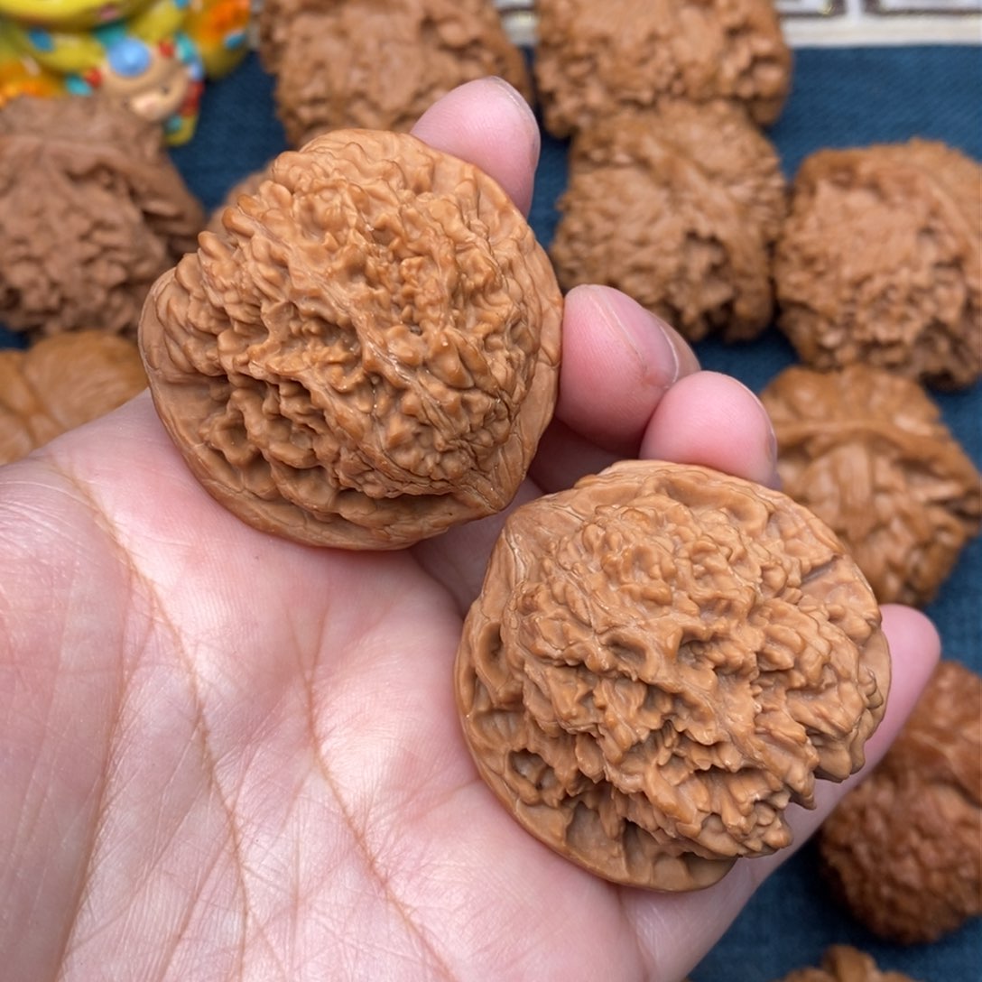 文玩核桃把件40满天星全品