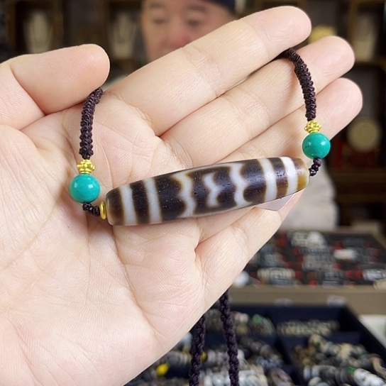 玛瑙/玉髓颈饰合金