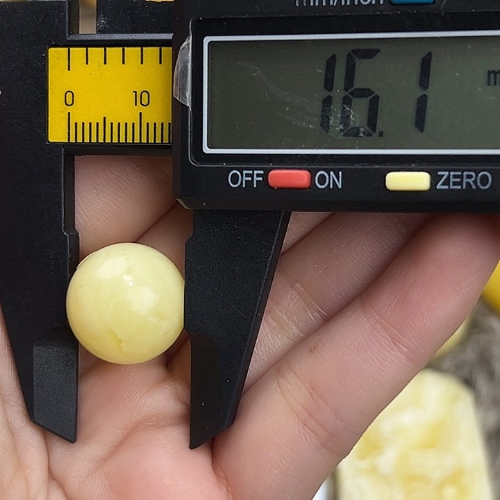 蜜蜡未镶嵌裸石蜜蜡5