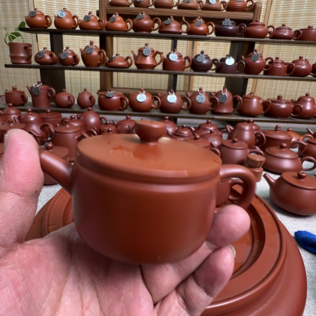 耿***茶壶紫砂潮州手拉朱泥壶，微瑕不退换