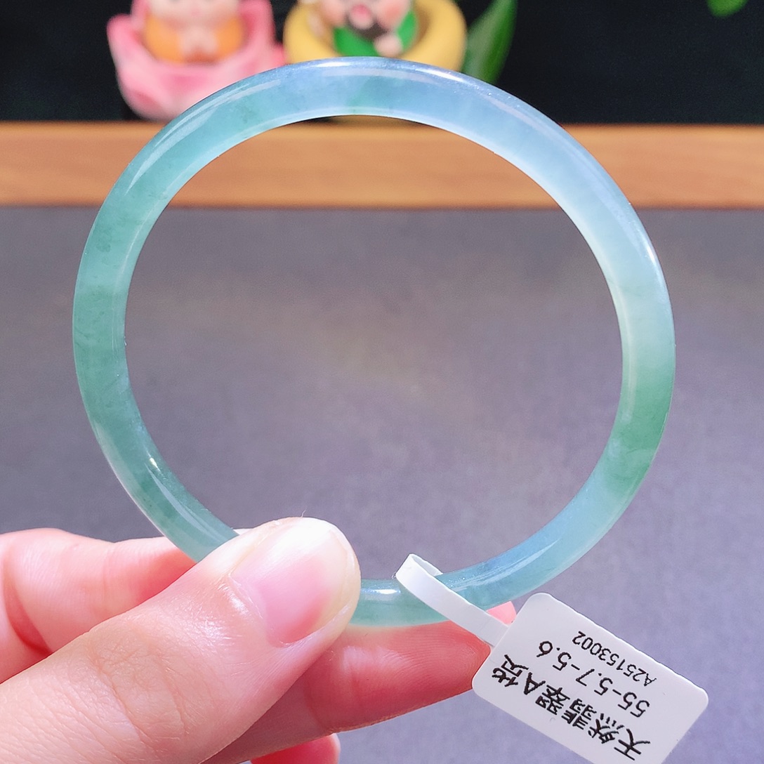 翡翠未镶嵌手镯天然翡翠