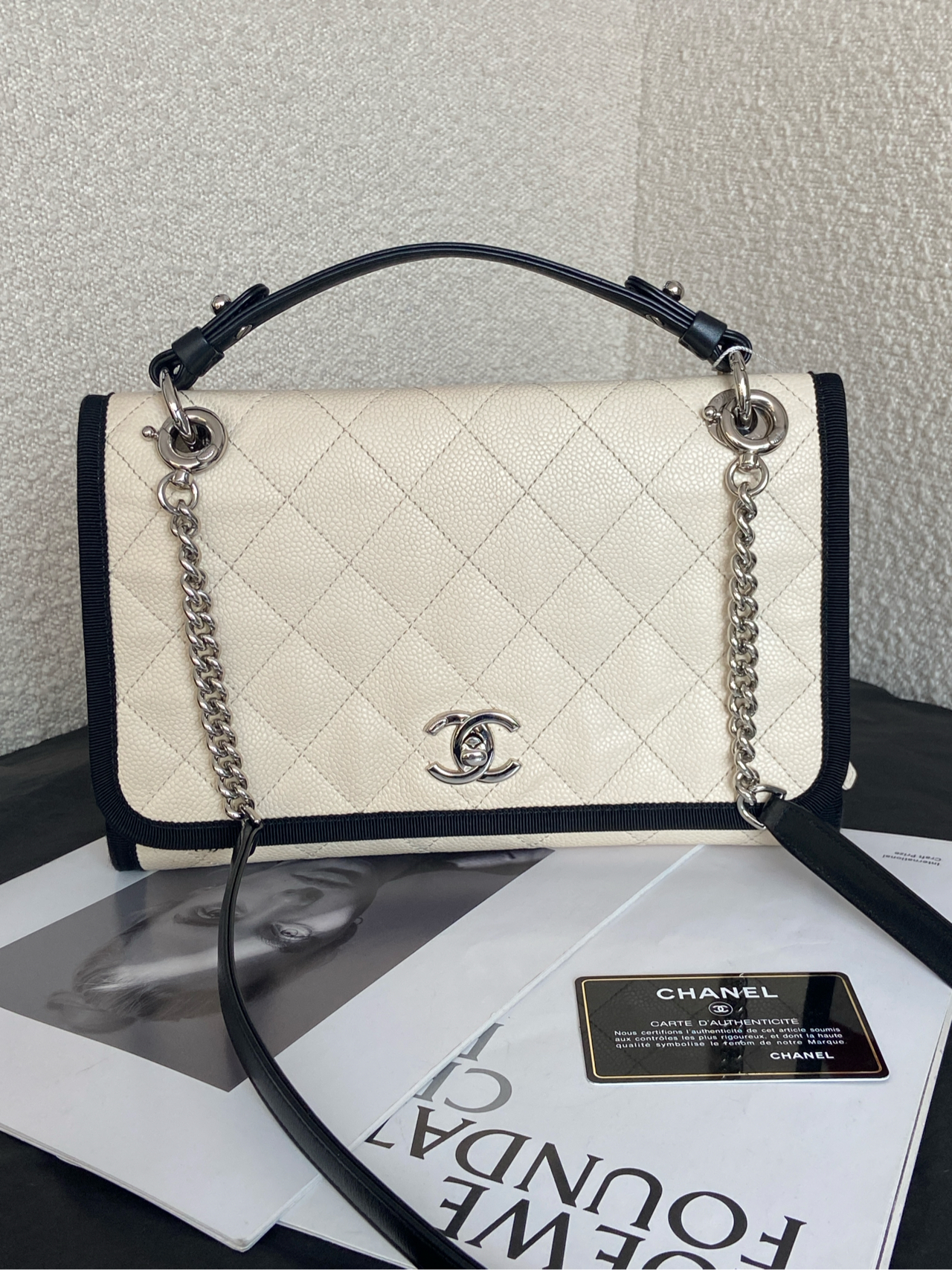 95新 Chanel/香奈儿 5336 Chanel 熊猫黑白拼色荔枝邮差手提斜挎