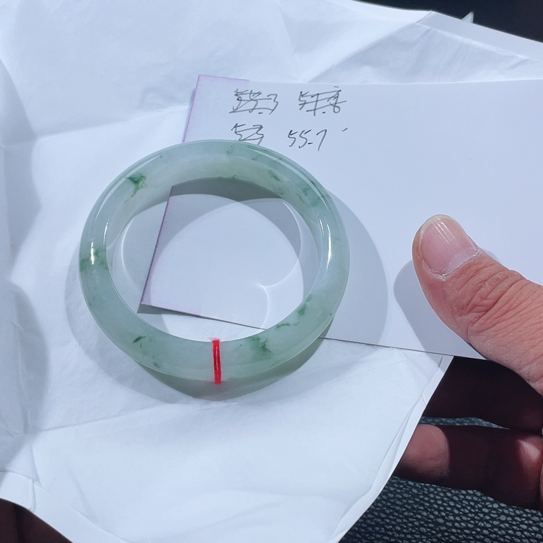 翡翠未镶嵌手镯天然翡翠手镯