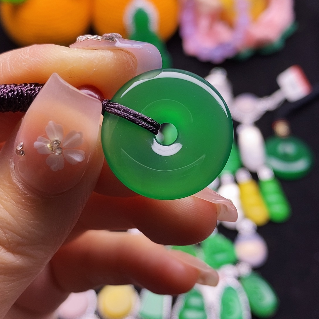 玛瑙/玉髓未镶嵌颈饰