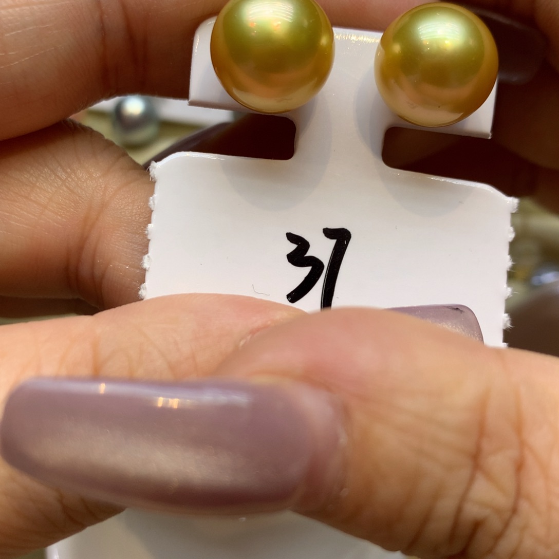 18K金镶嵌耳饰海水珍珠