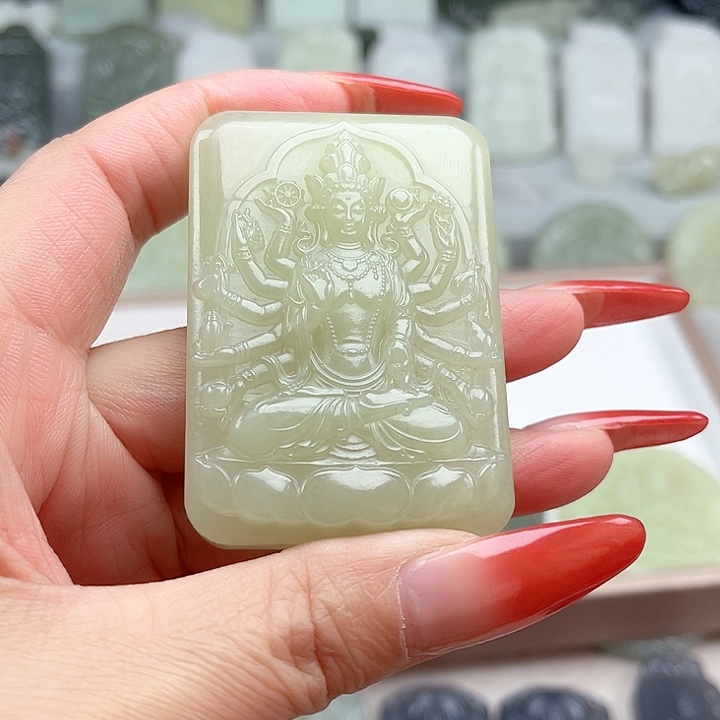 和田玉未镶嵌颈饰