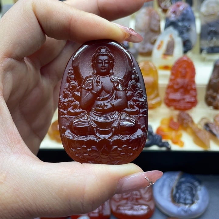 玛瑙/玉髓吊坠(赠链)未镶嵌企****师吊坠