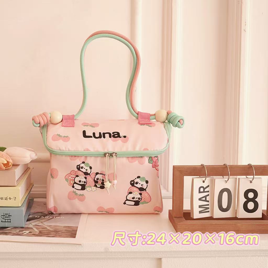 熊猫简约风防水软萌系化妆包布包上班族ins风