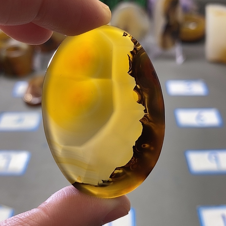 玛瑙/玉髓未镶嵌珠宝半成品190