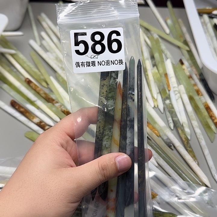 大***糖蛇纹石玉未镶嵌发饰