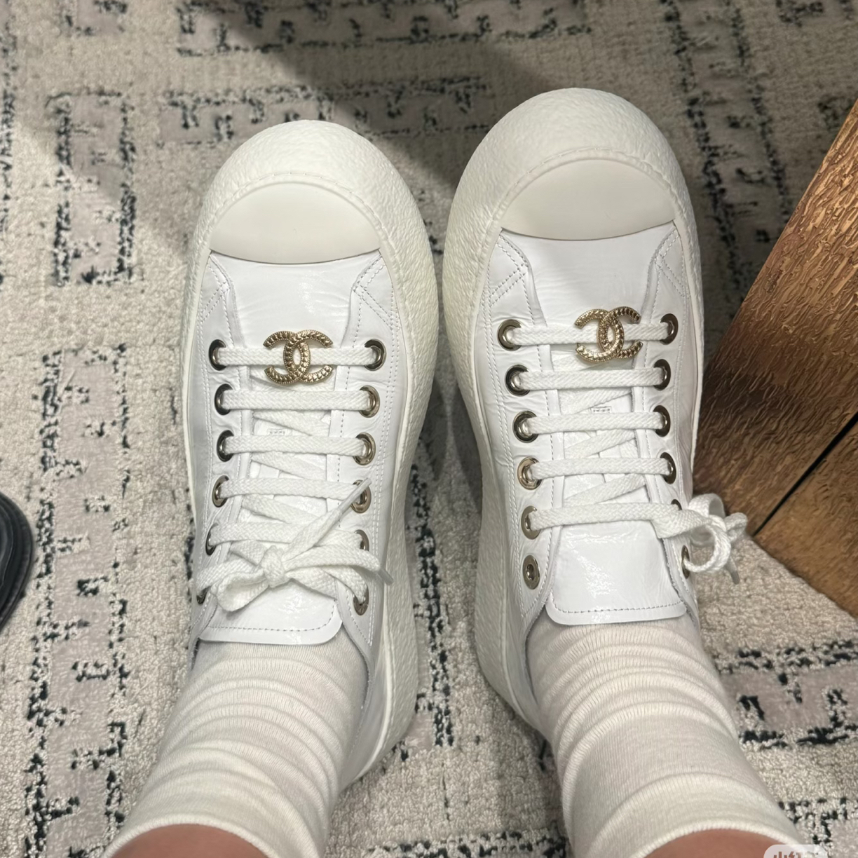 99新 Chanel/香奈儿 款式:香奈儿24p厚底油蜡皮大头鞋 39码5296