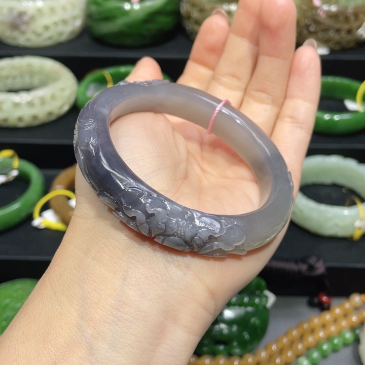 和田玉手镯55+圈口 编号90未镶嵌