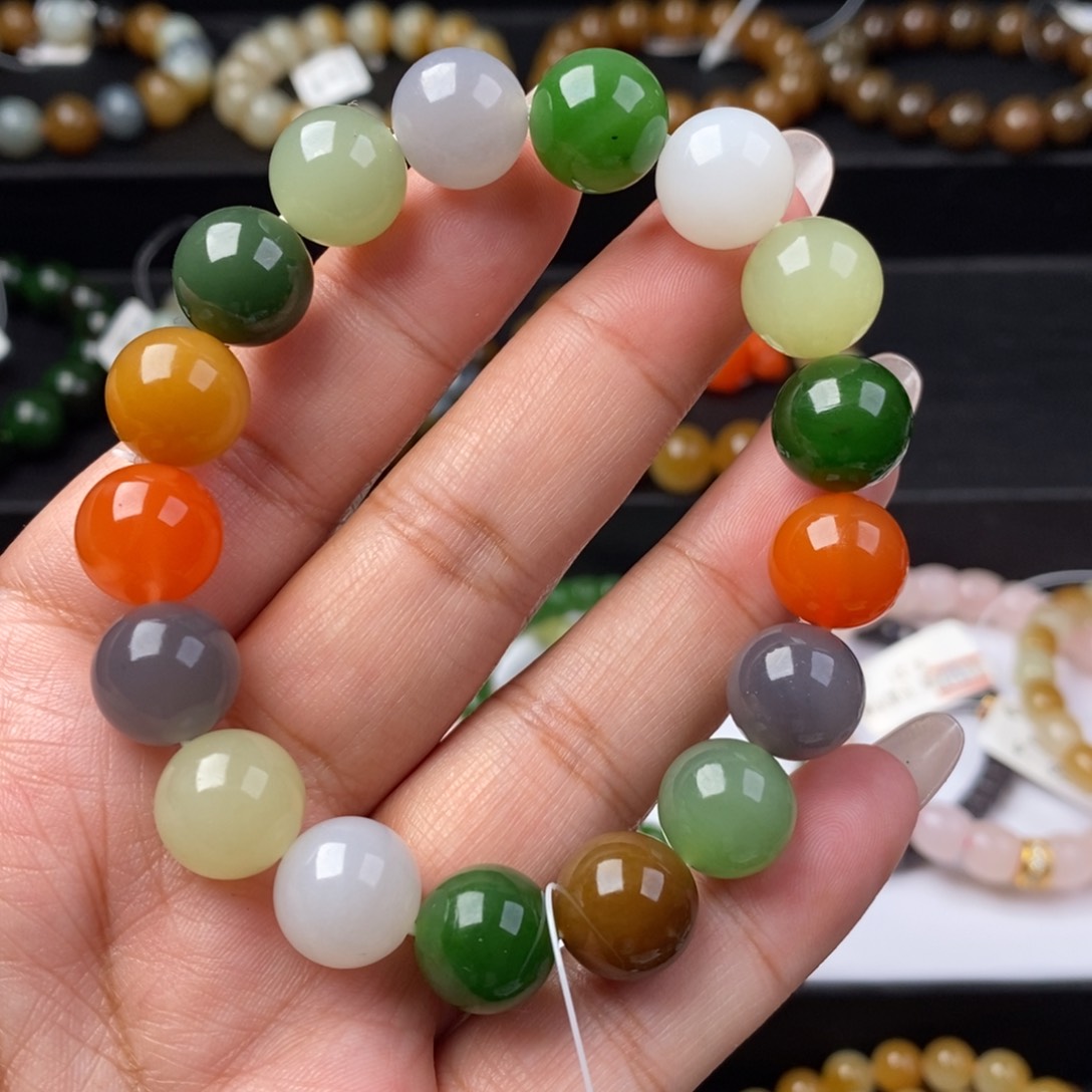 和田玉手串未镶嵌