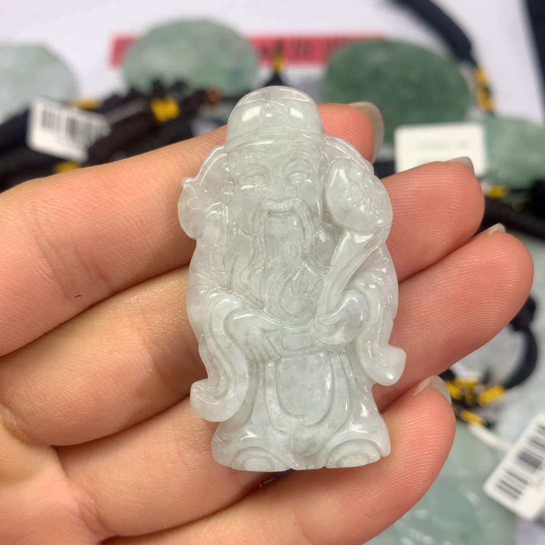 翡翠未镶嵌颈饰翡翠首饰