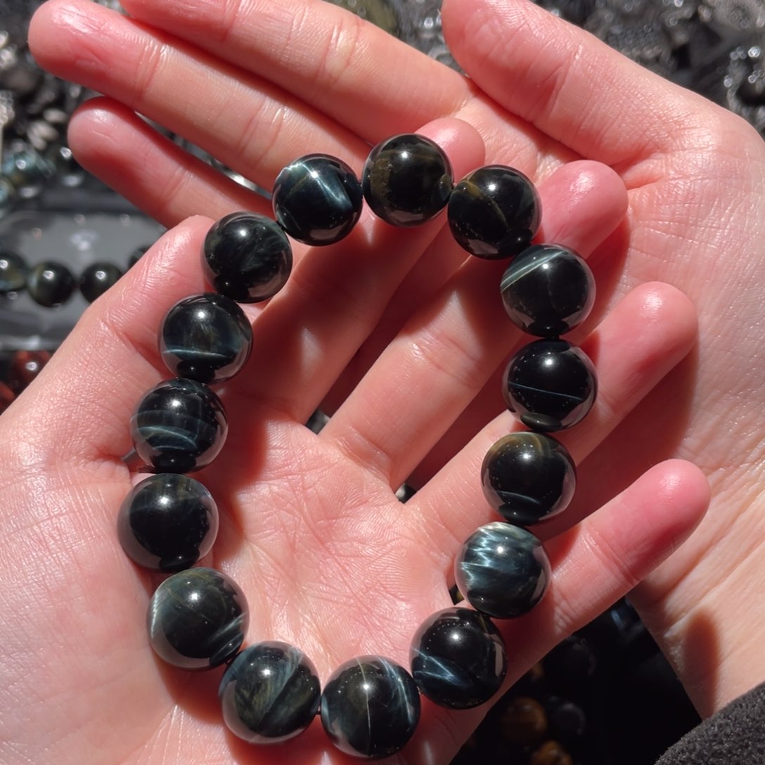 木变石（虎睛石）手串未镶嵌F**.