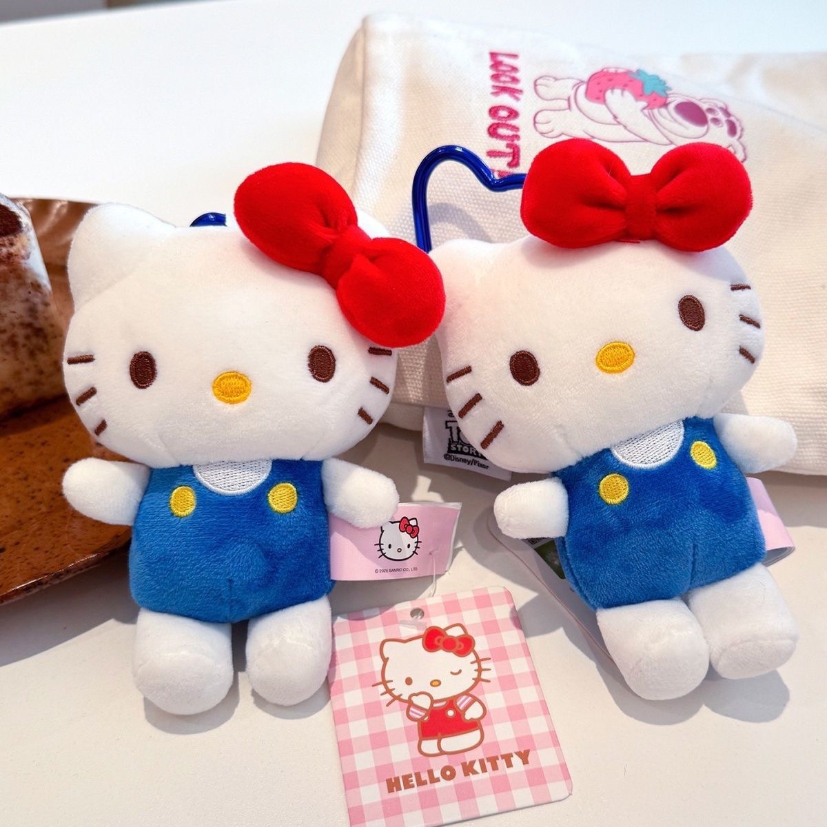 【正版】HelloKitty毛绒公仔小挂件可爱kt猫书包包挂饰钥匙扣玩偶女