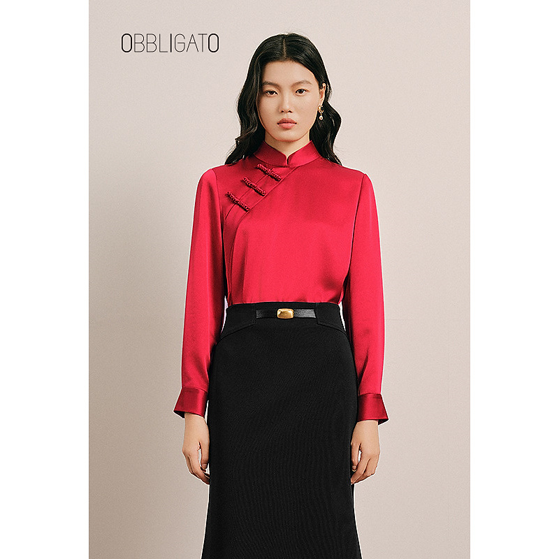 OBBLIGATO奥丽嘉朵2025早春1C35170090新品光泽感中式盘扣上衣