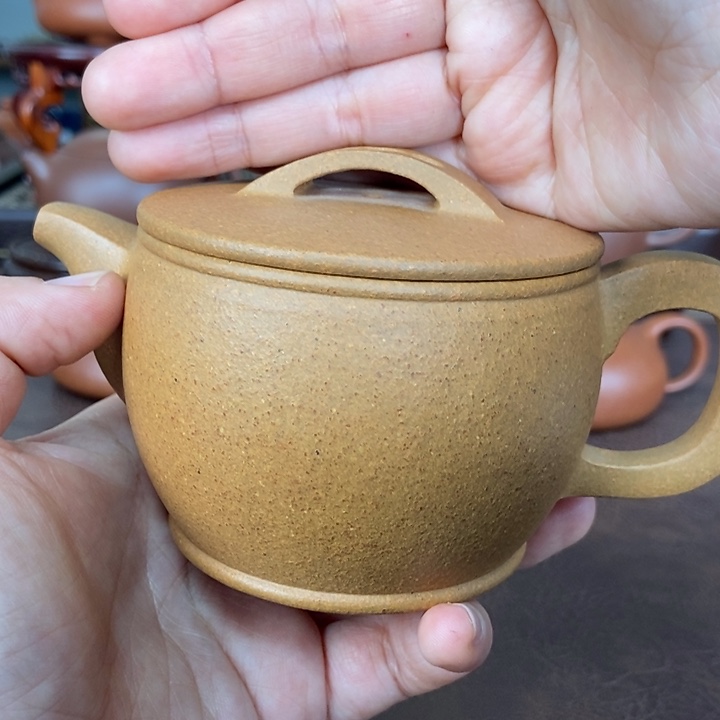 紫砂茶壶黄金段泥大口汉瓦壶