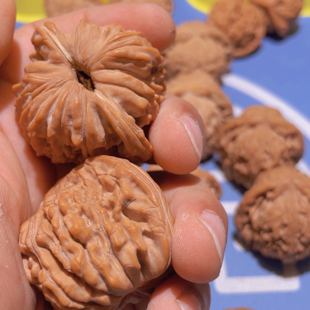 文玩核桃吊坠戴****刘楼子