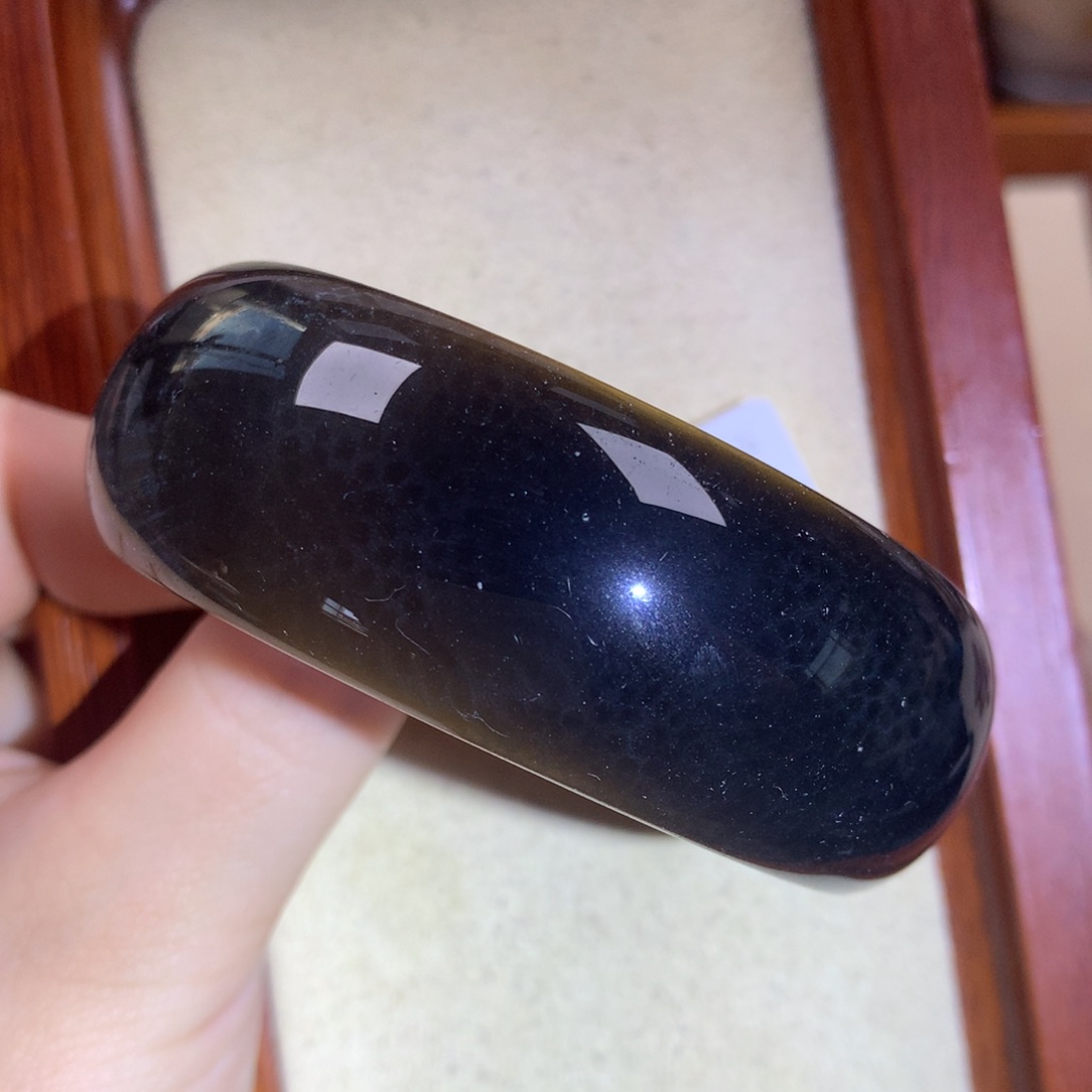 未镶嵌黑冰鱼籽58圈800/个。06硅化珊瑚（珊瑚玉）