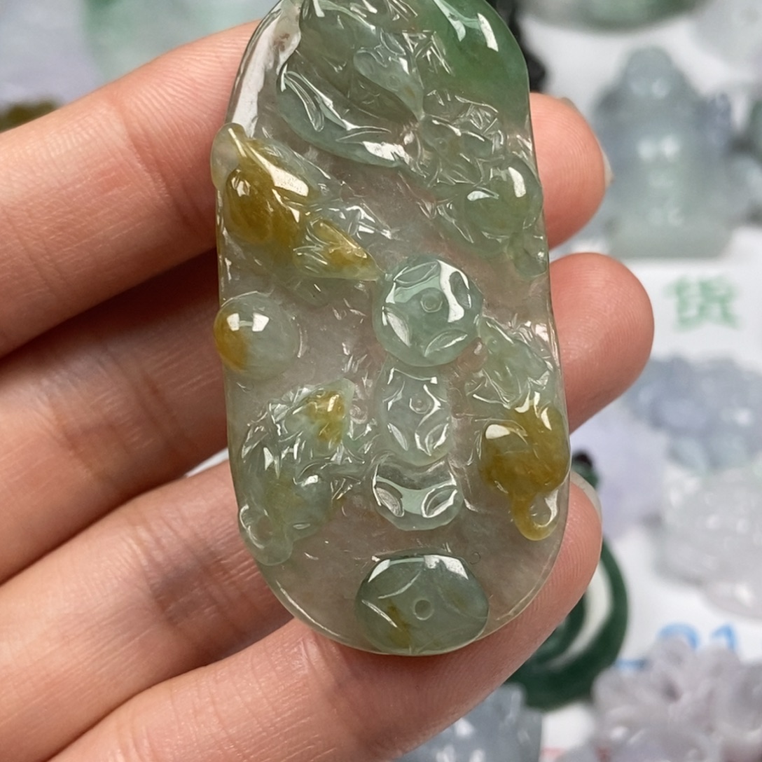 翡翠未镶嵌颈饰翡翠