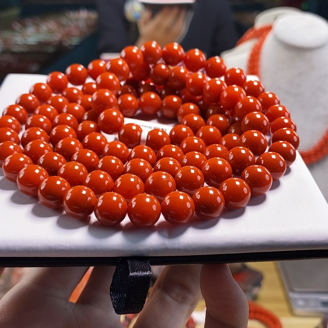 未镶嵌东山料  9+mm  多样性发一南红玛瑙