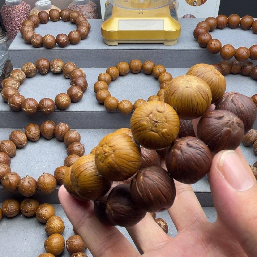 紫金鼠手串19加碟中谍➕19加麒麟王