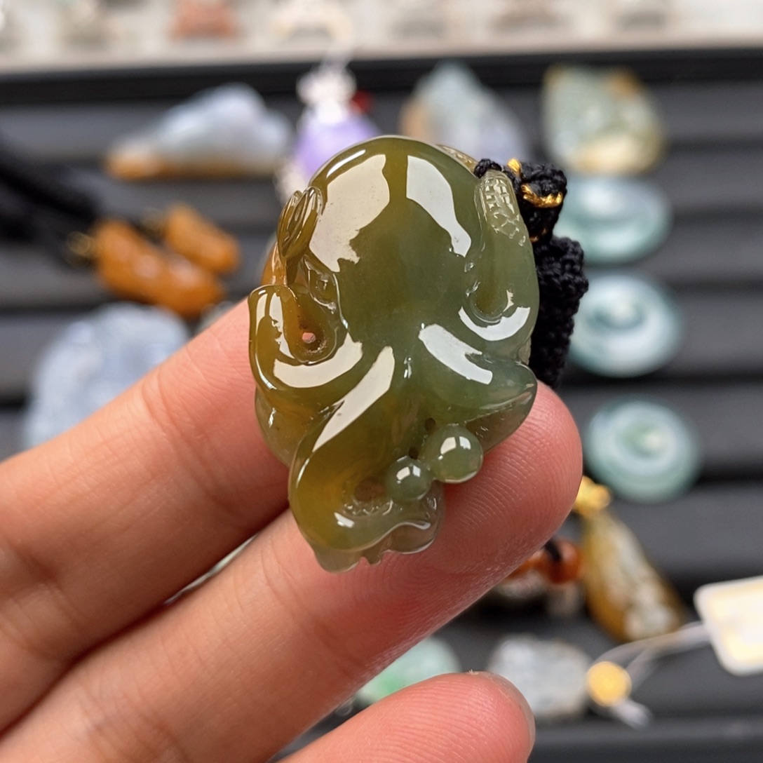 定制翡翠未镶嵌缅甸天然翡翠八方抓财