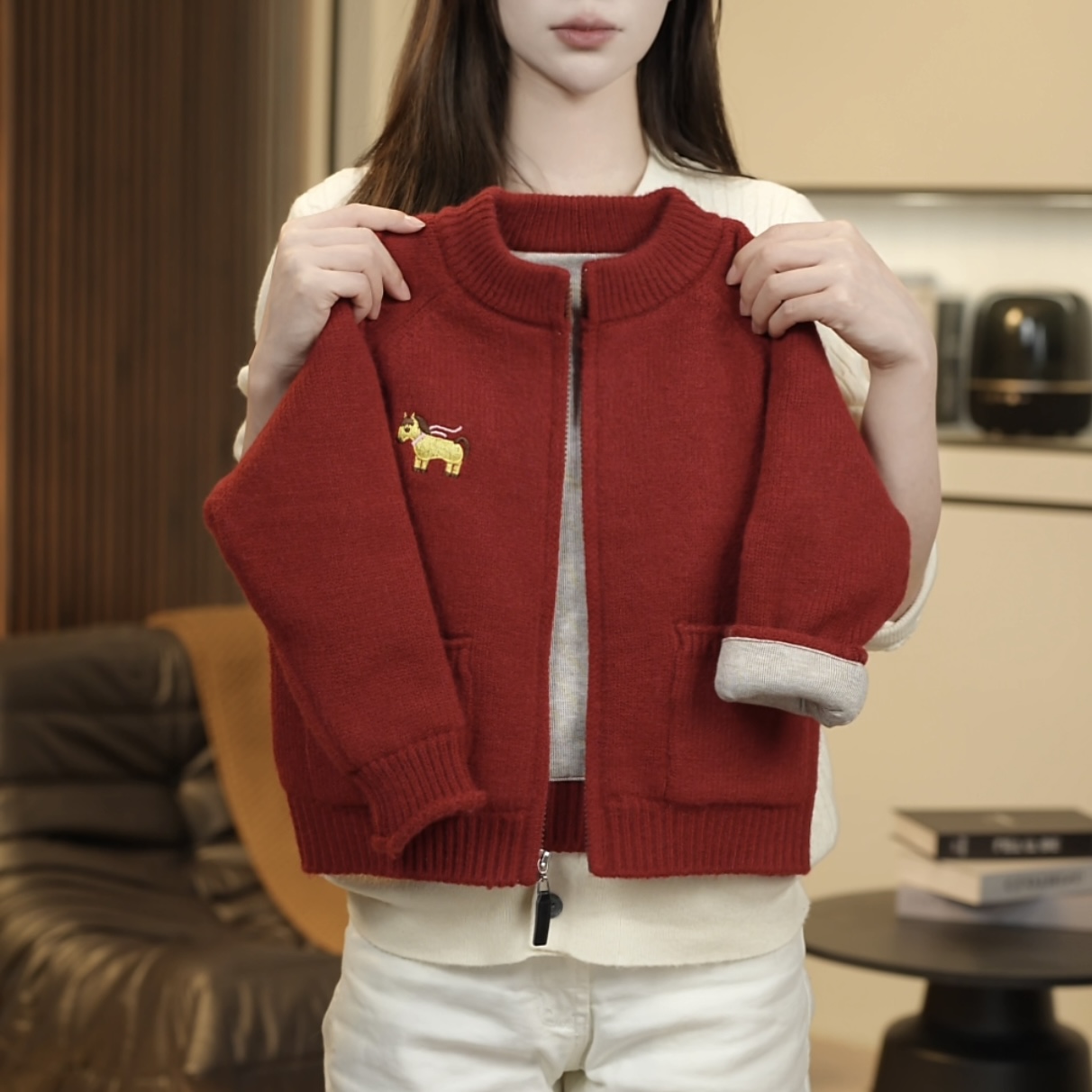 儿童毛衣2025秋冬新年加厚针织衫开衫外套加绒加厚百搭贴肤自发热