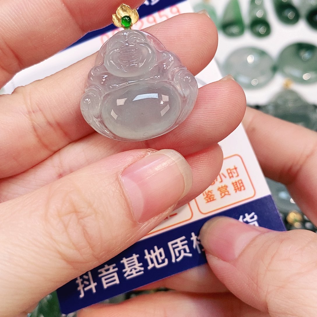 翡翠颈饰18K金镶嵌吊坠