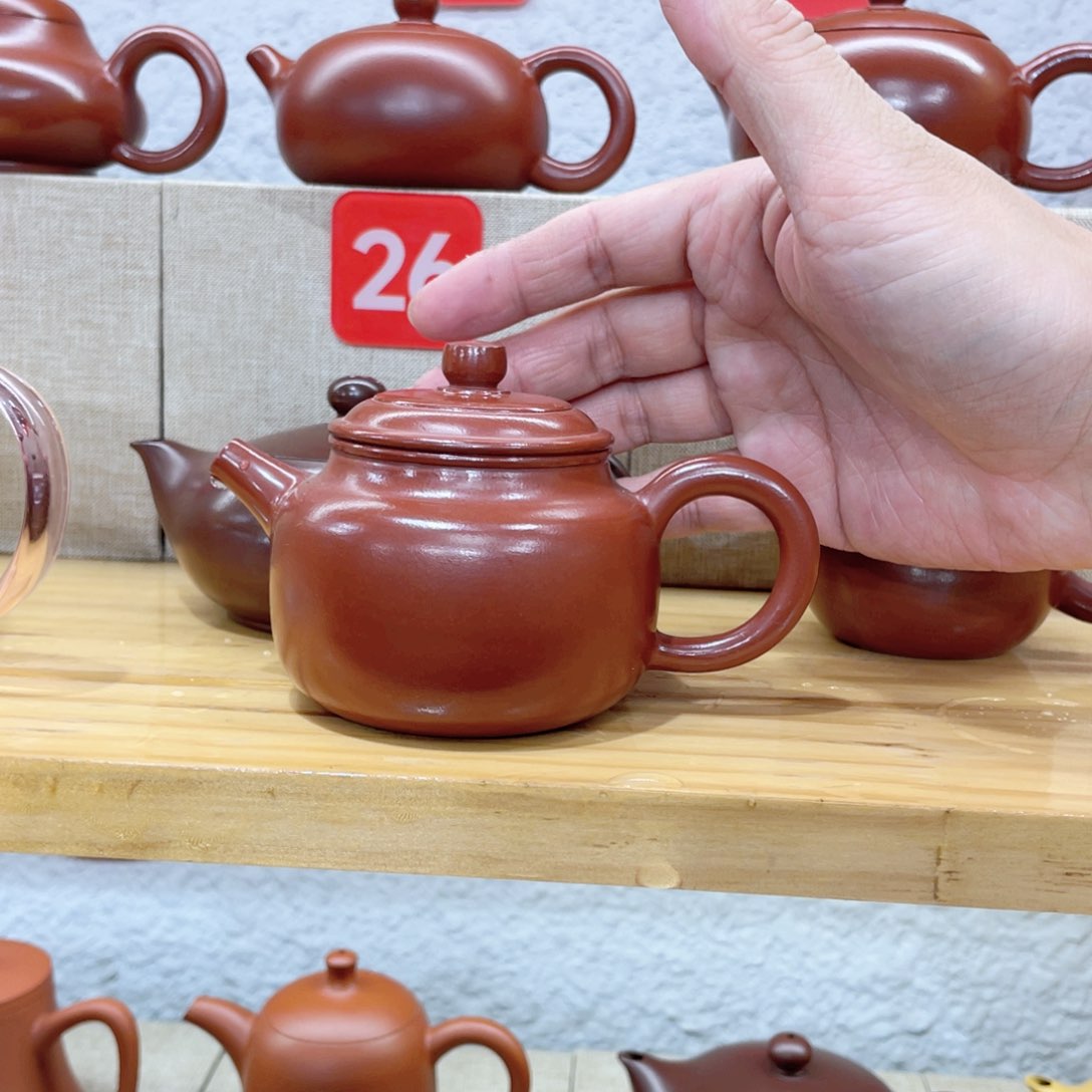 茶壶紫砂啊*。德钟壶