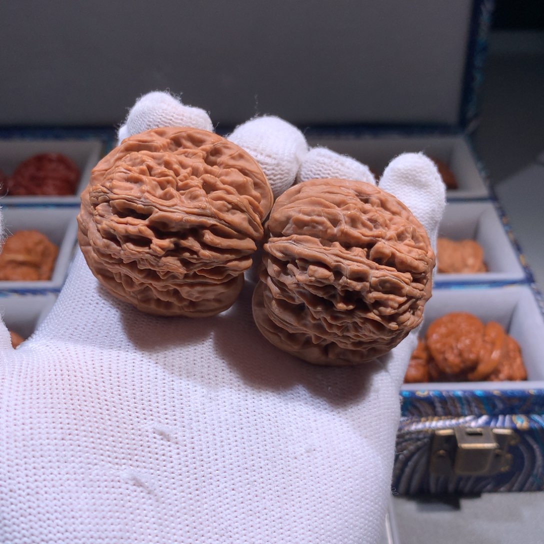 文玩核桃把件四座楼5071