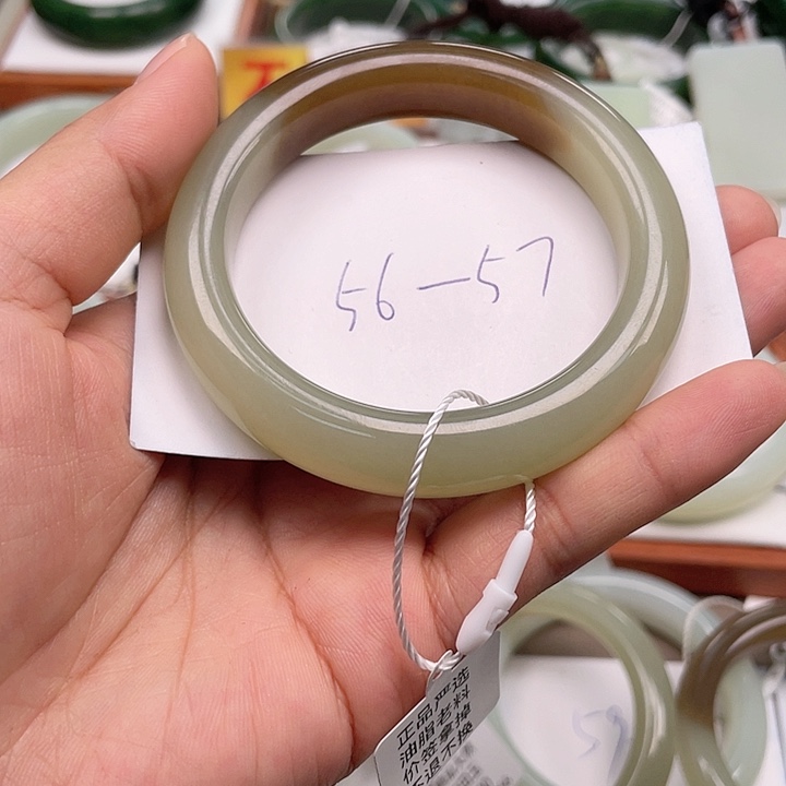 未镶嵌手镯和田玉（糖玉）星*