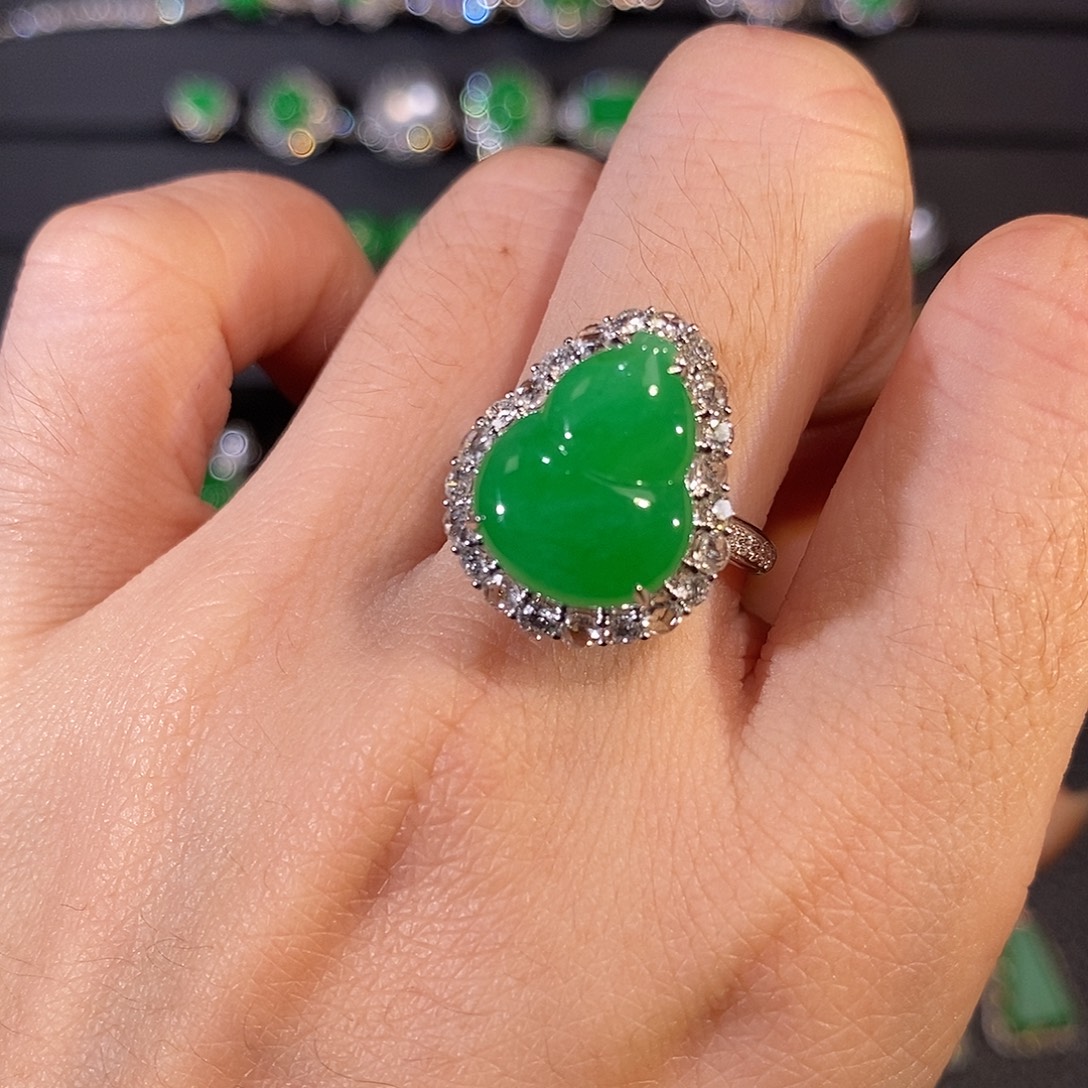 翡翠18K金镶嵌吊坠(不含链)葫芦戒指