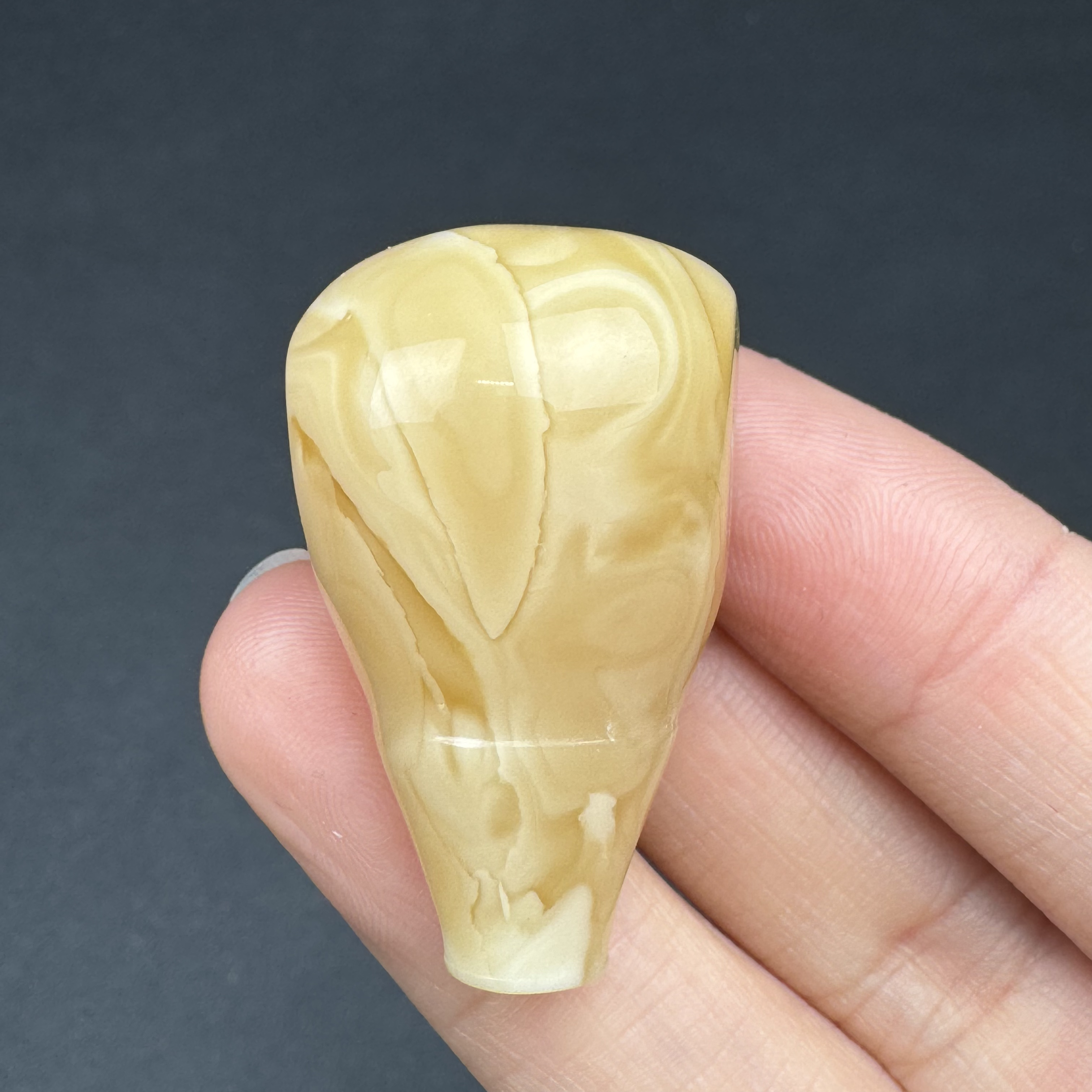 Z2013 天然原矿蜜蜡 妖花三通 22*37mm 150克价