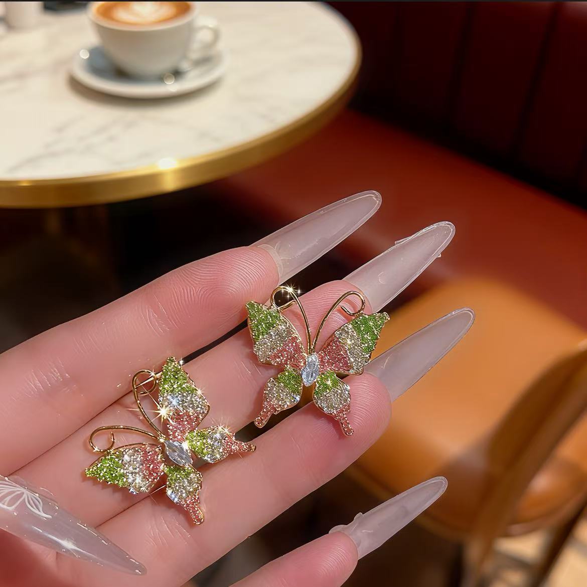 锌合金铜耳饰 彩色设计感甜美女耳钉可爱蝴蝶气质银针耳饰 超仙