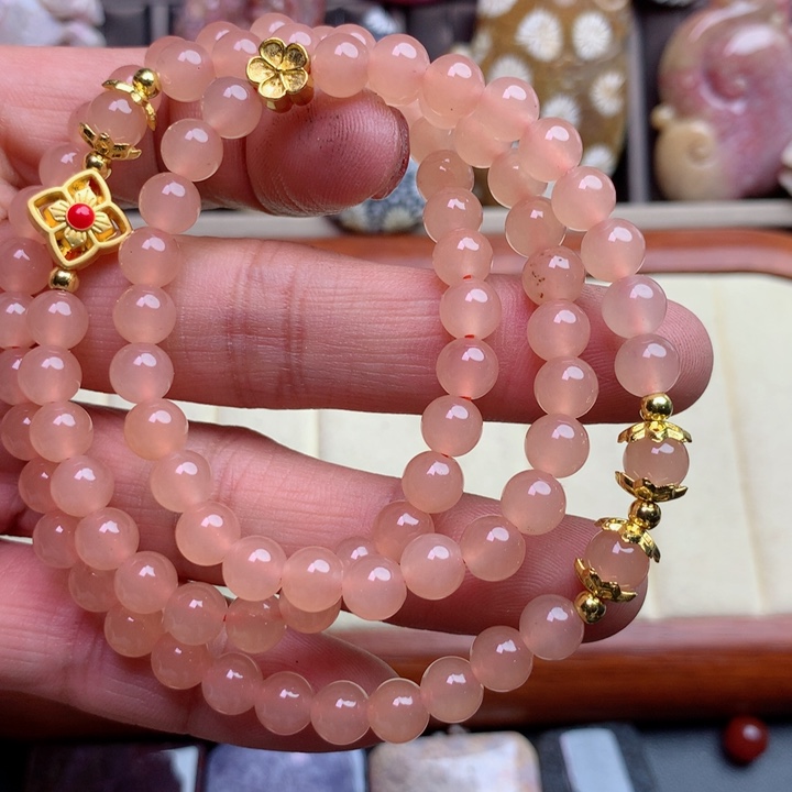 硅化珊瑚（珊瑚玉）颈饰未镶嵌