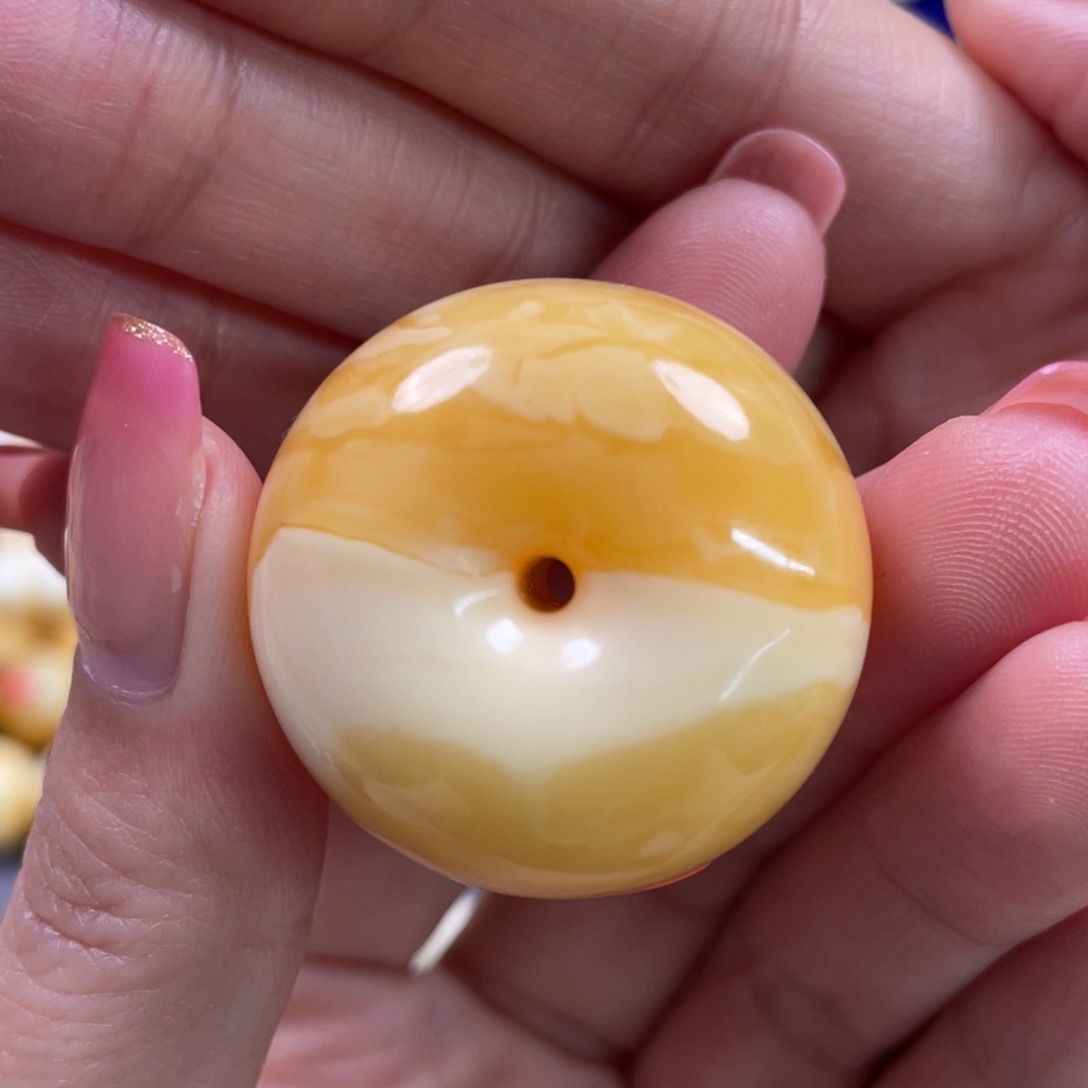 蜜蜡裸石未镶嵌琥珀蜜蜡