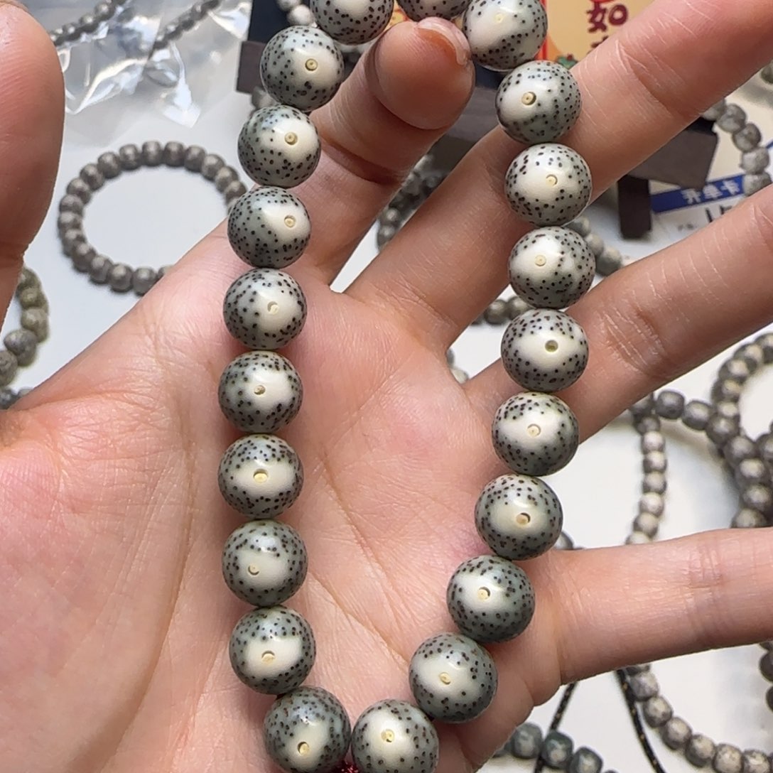 星月菩提手串石玉绿包白凤眼双留白卡11圆珠手持