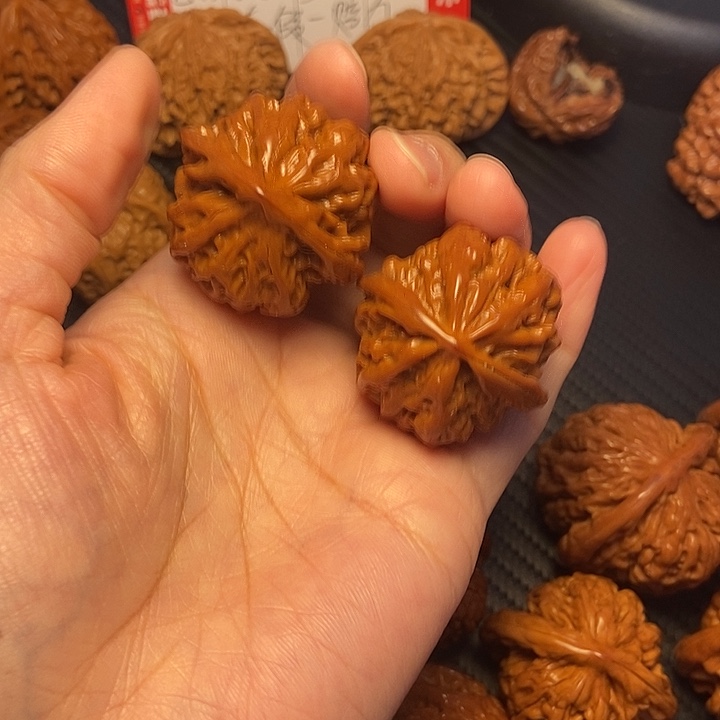 木质类35苹果。     
