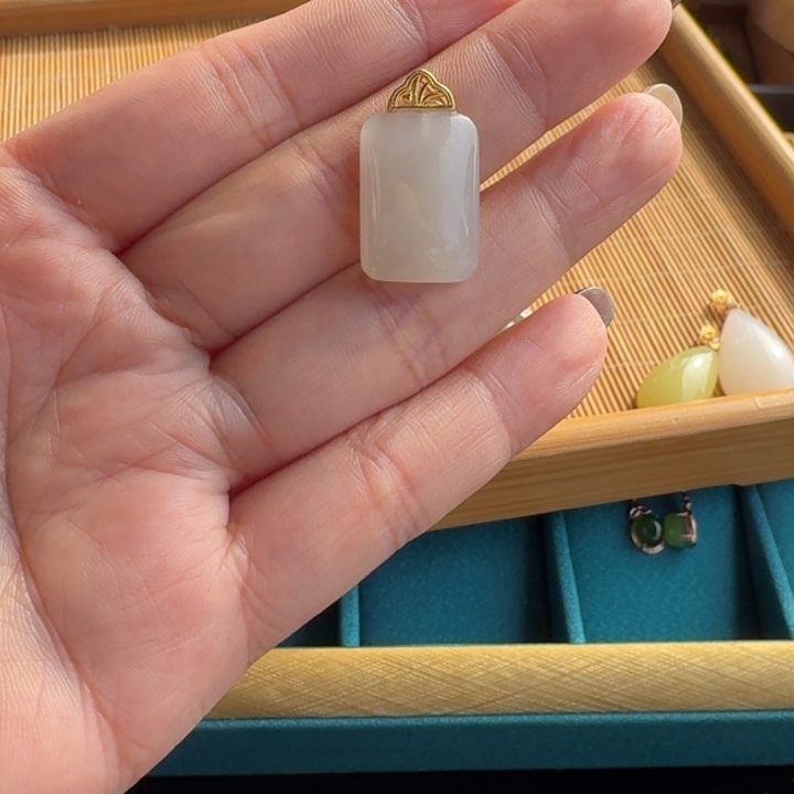 和田玉银S925镶嵌颈饰