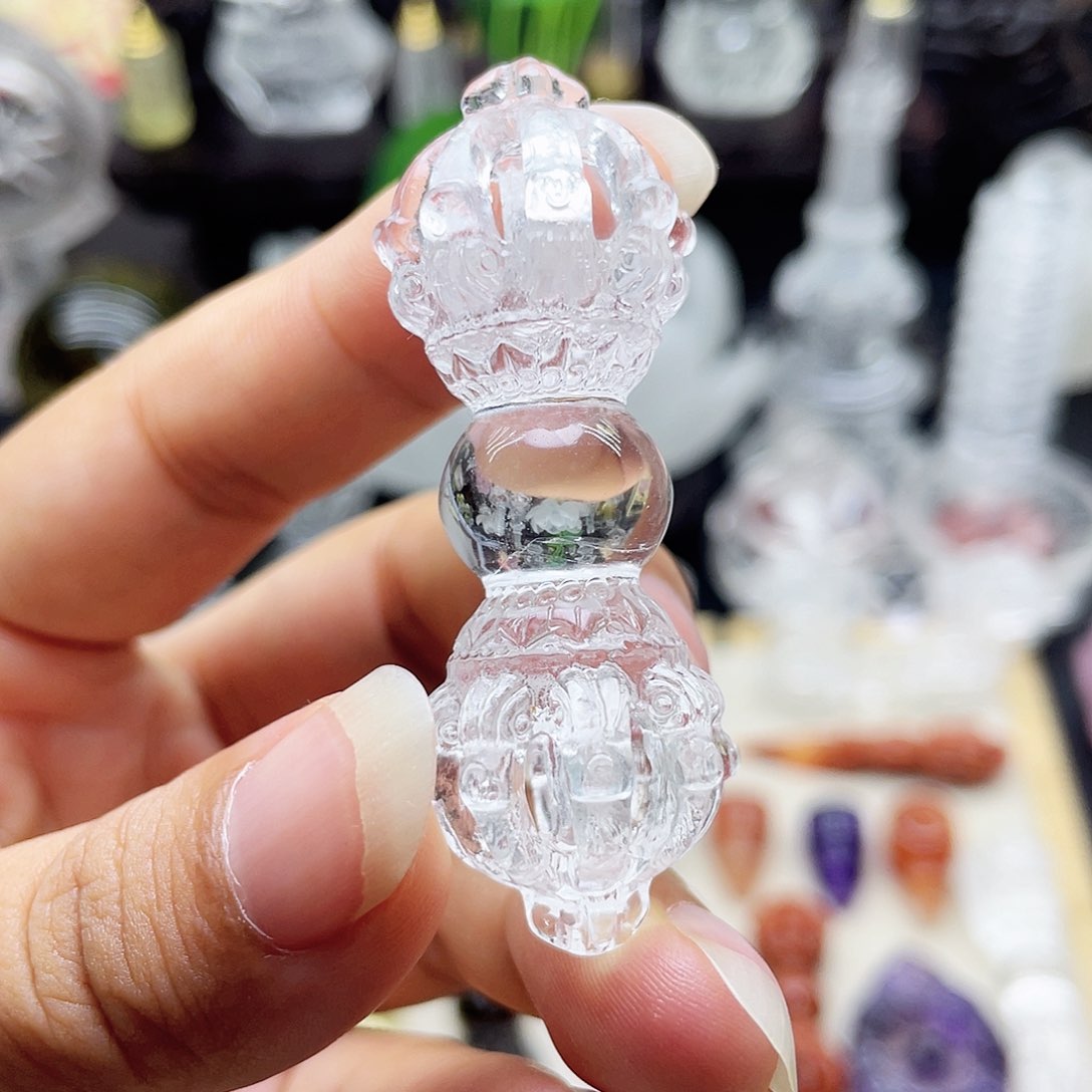 未镶嵌颈饰水晶吊坠